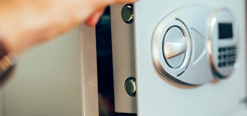 Fingerprint Safe Openers in La Puente, CA
